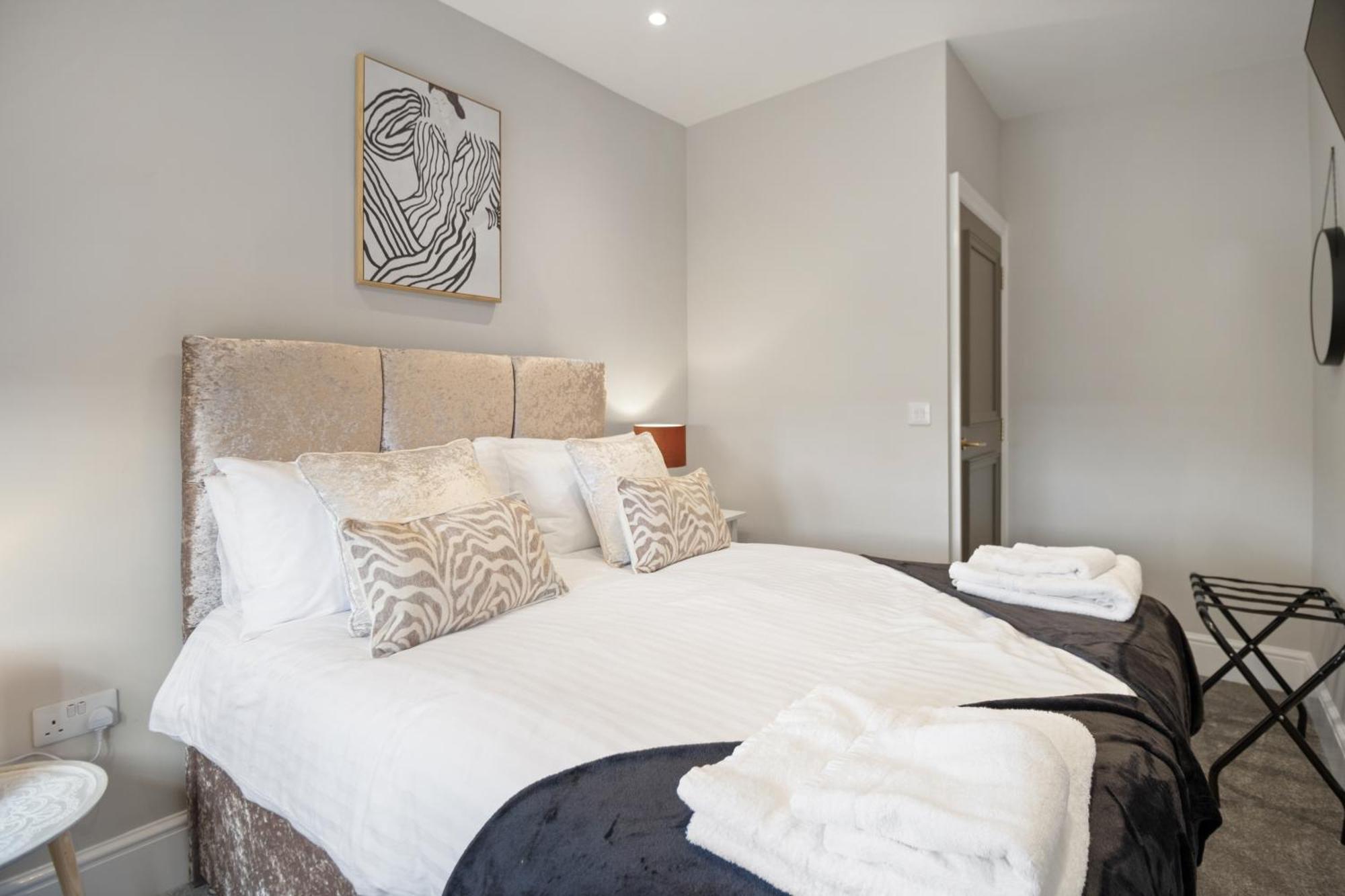 Whiskawaystays - Victoria House - Apartment 6 Worcester Buitenkant foto