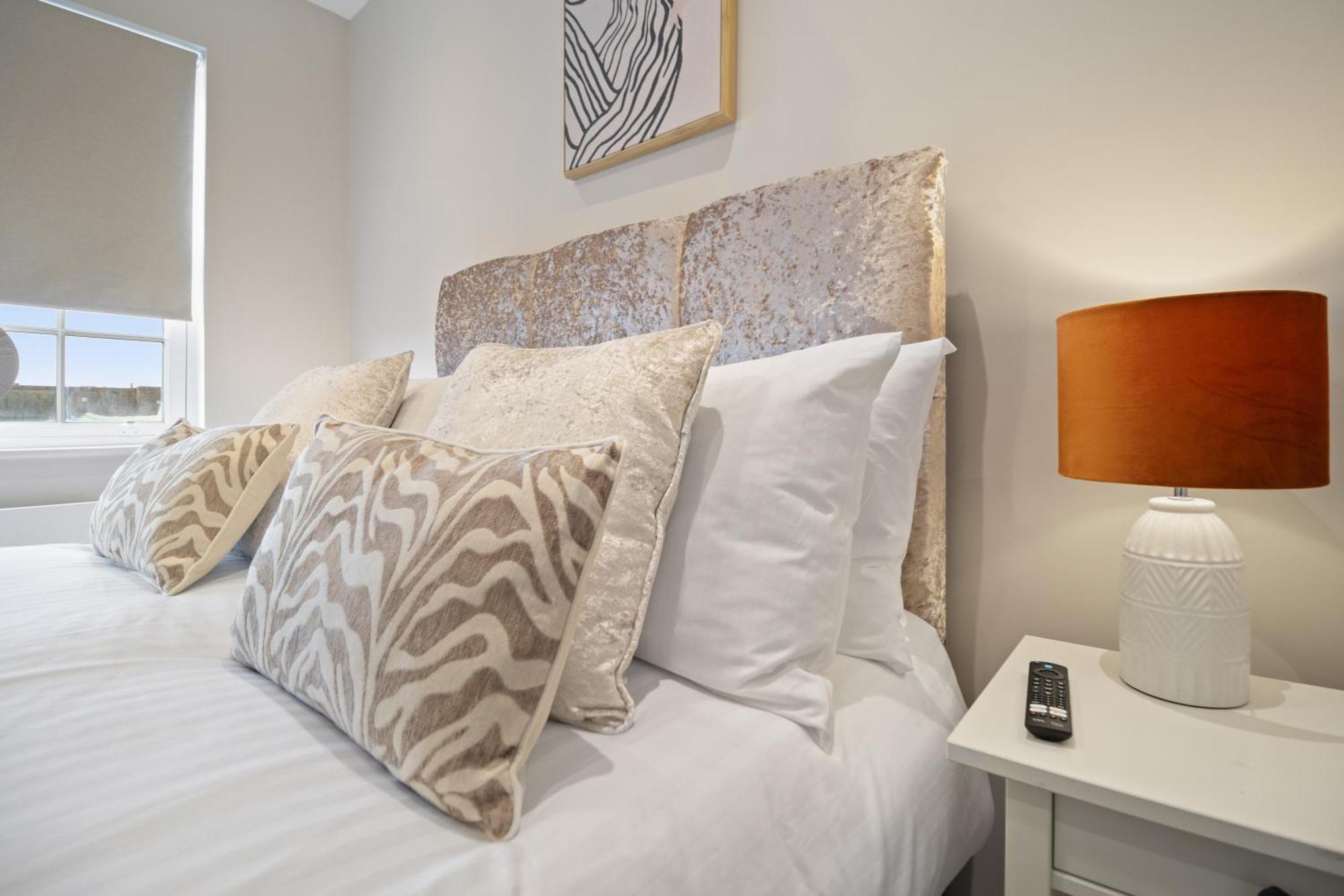 Whiskawaystays - Victoria House - Apartment 6 Worcester Buitenkant foto